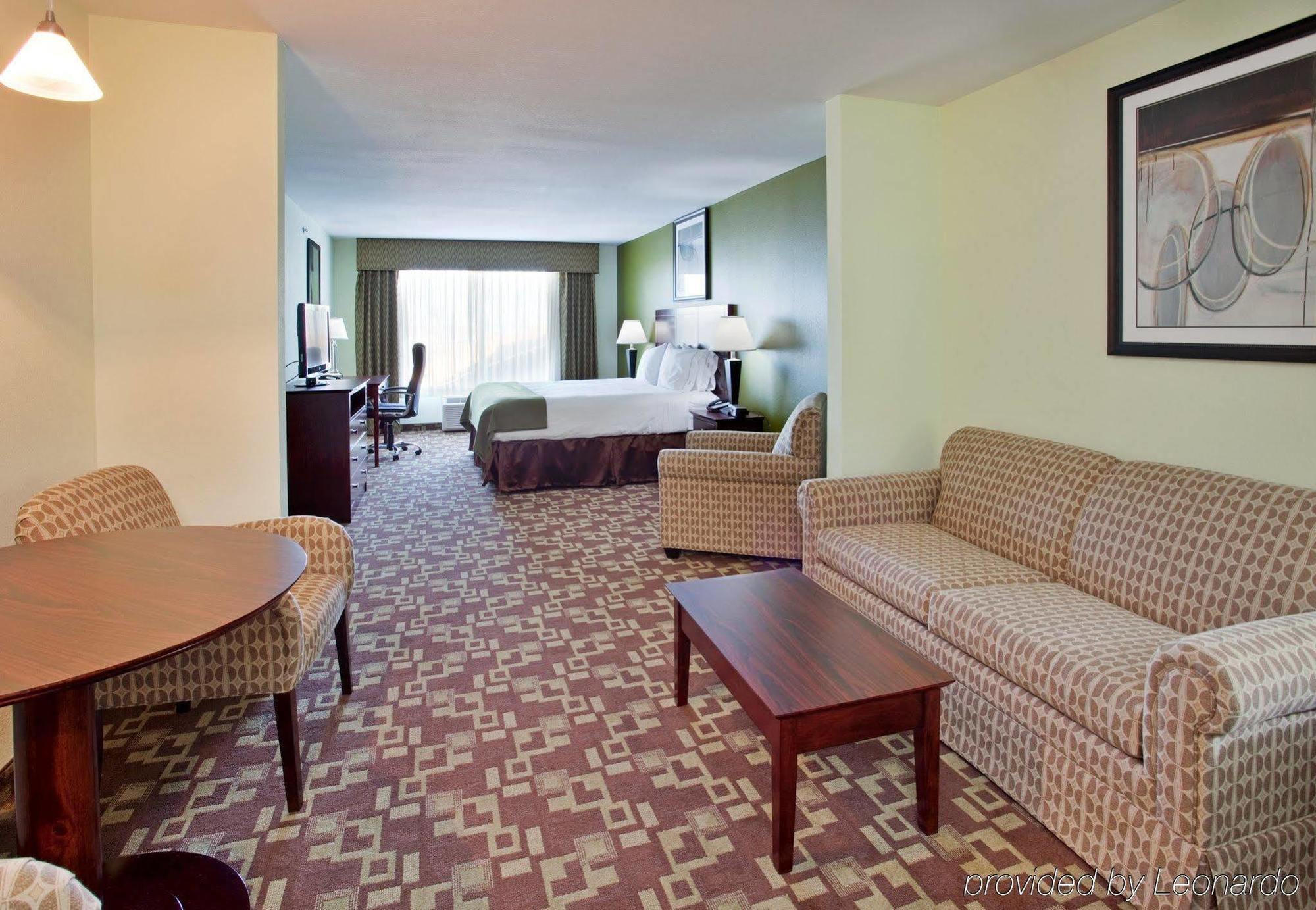 Holiday Inn Express Hotel & Suites St. Charles By Ihg Saint Charles Pokoj fotografie